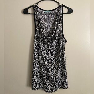 Maurices‎ Women's Top Tank Sleeveless Blouse Tribal Aztec Stretch Black Size M